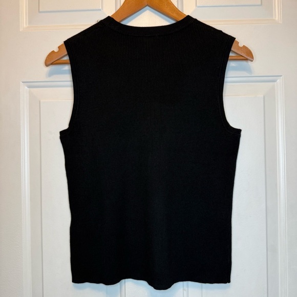 Adrianna Papell Elegant Black Sleeveless Top with Pearl Neckline Detail Sz M - Picture 3 of 8